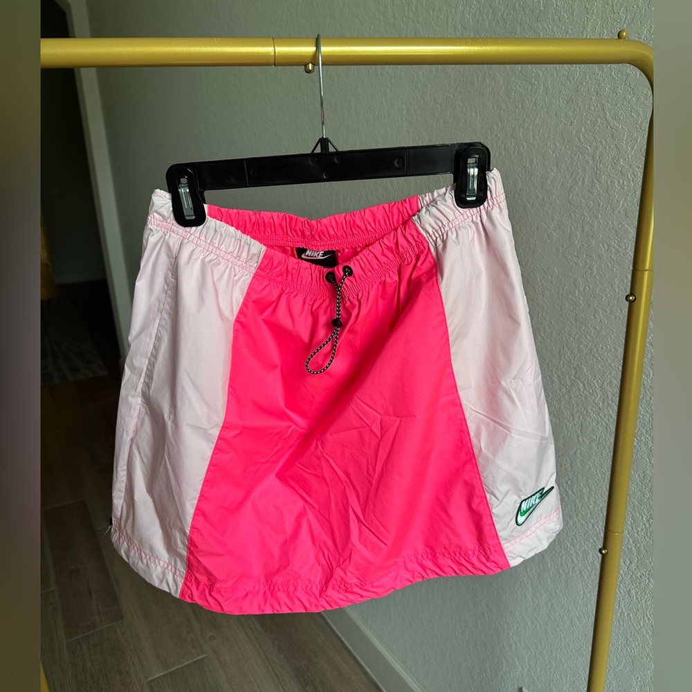 Nike Icon Clash Colorblock Skirt